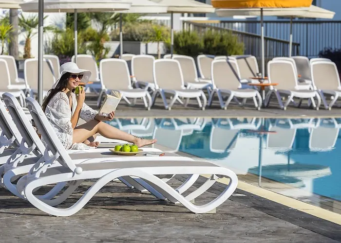Christabelle Hotel Apartments Ayia Napa